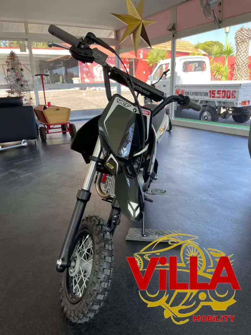 YCF Lite 88S pit bike, fotografia 3 de 5