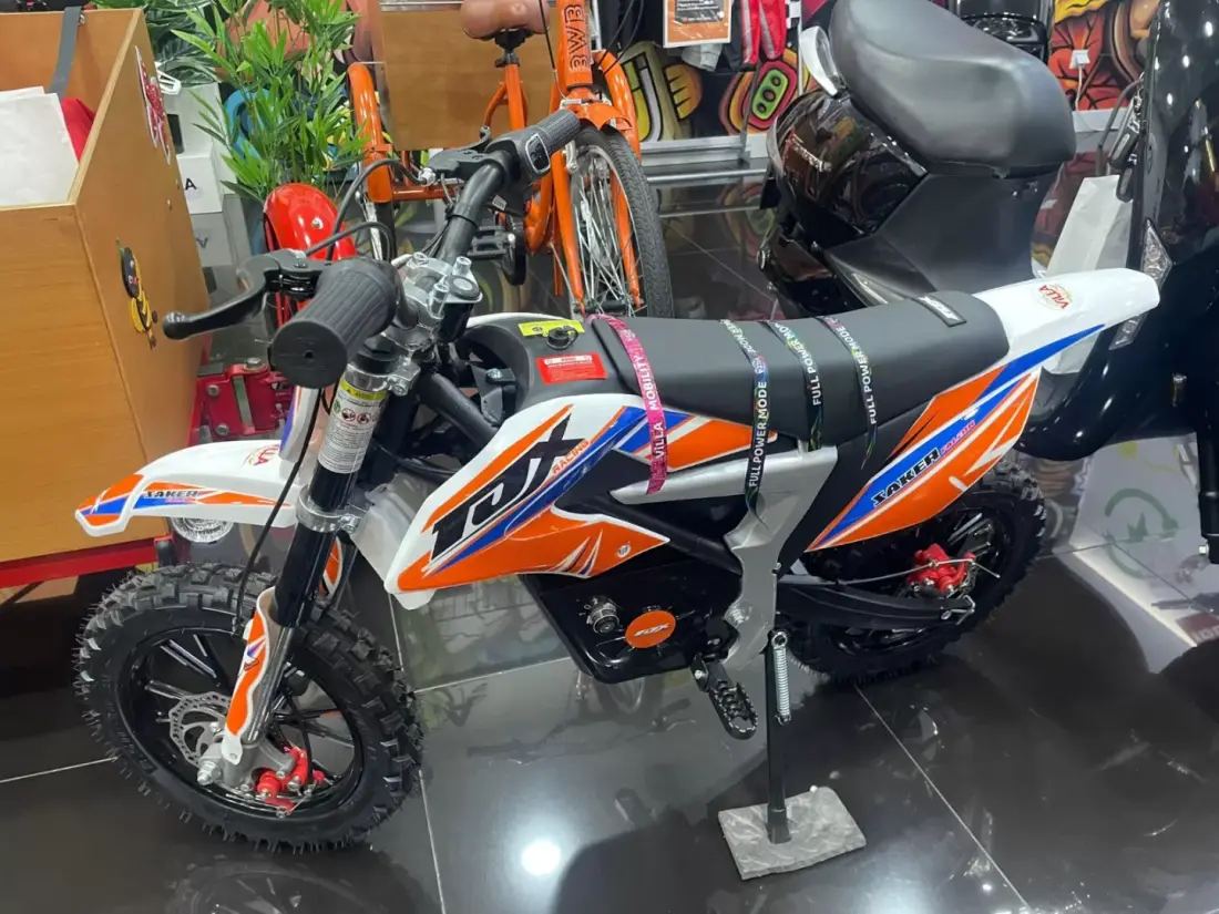 TOX E-Saker pit bike, fotografia 1 de 5
