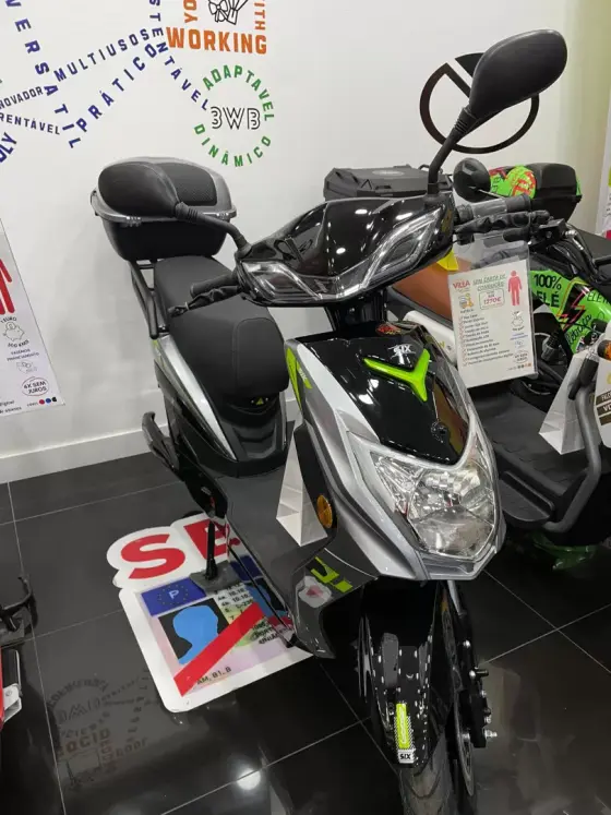Goose Six, verde