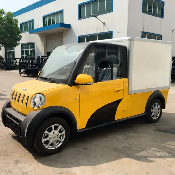 Mini EV Pick-up com caixa fechada, amarelo